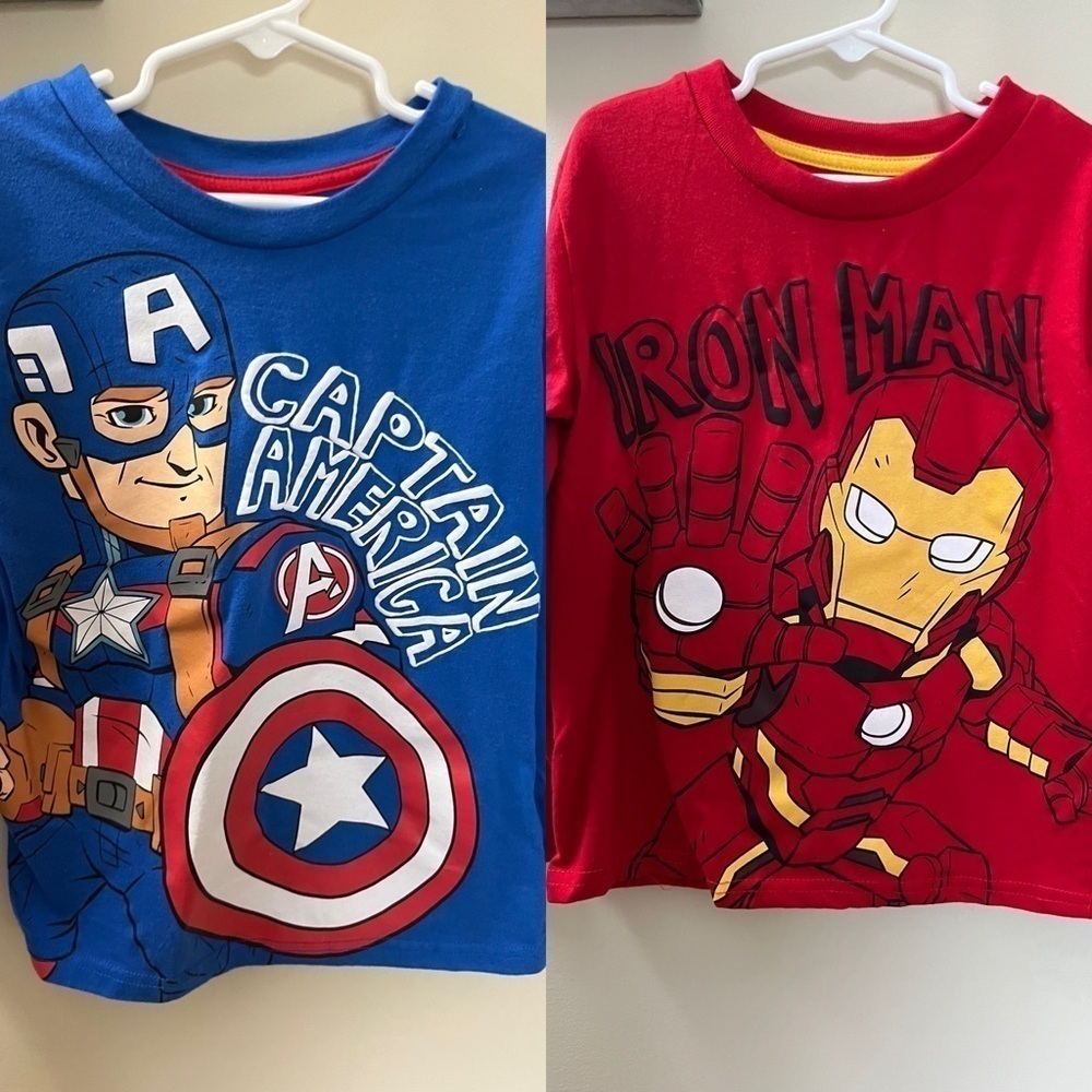 Set of 2 superhero tshirts